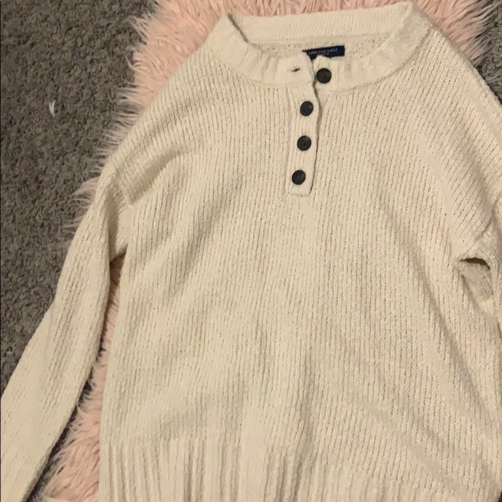 American Eagle Sweater